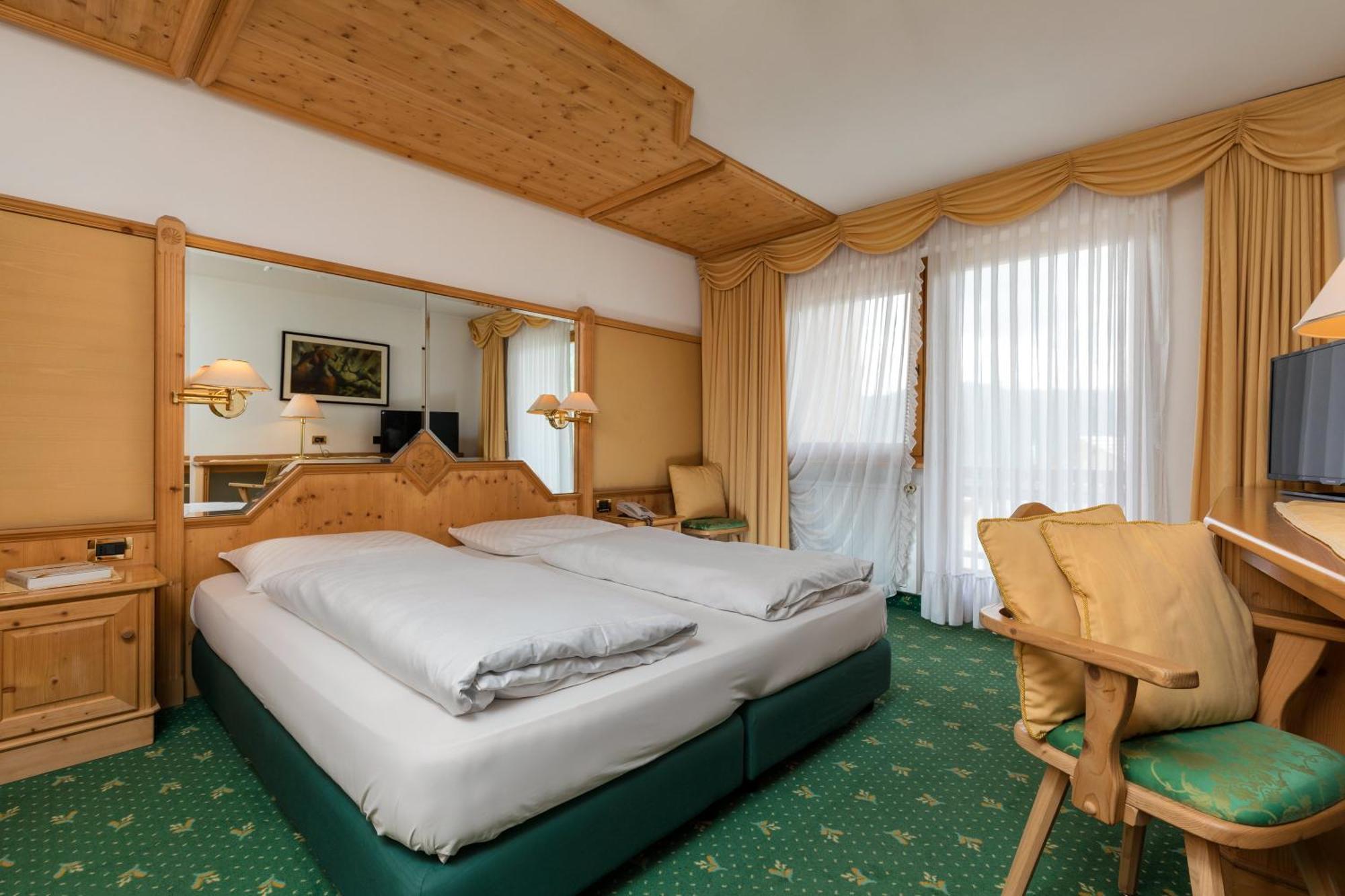 Aparthotel Garni Criss Colfosco Zewnętrze zdjęcie